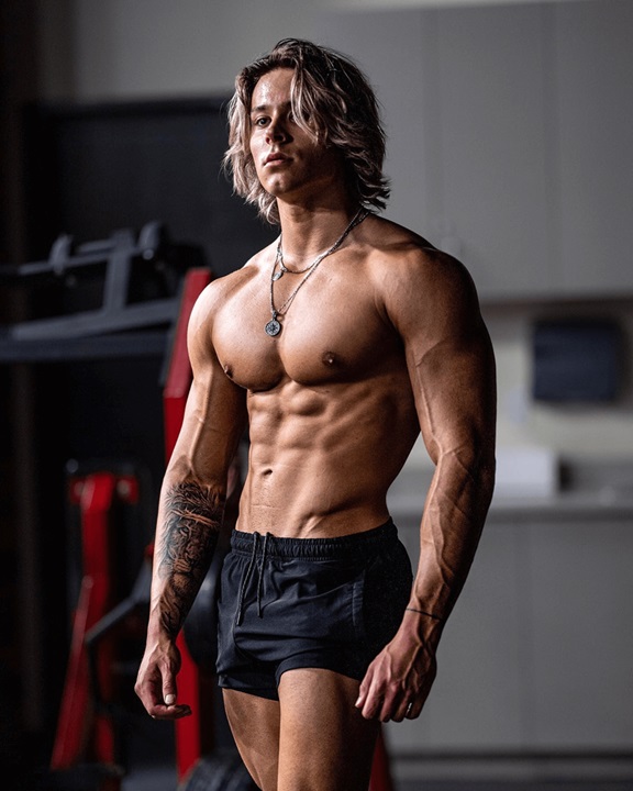 alex eubank age